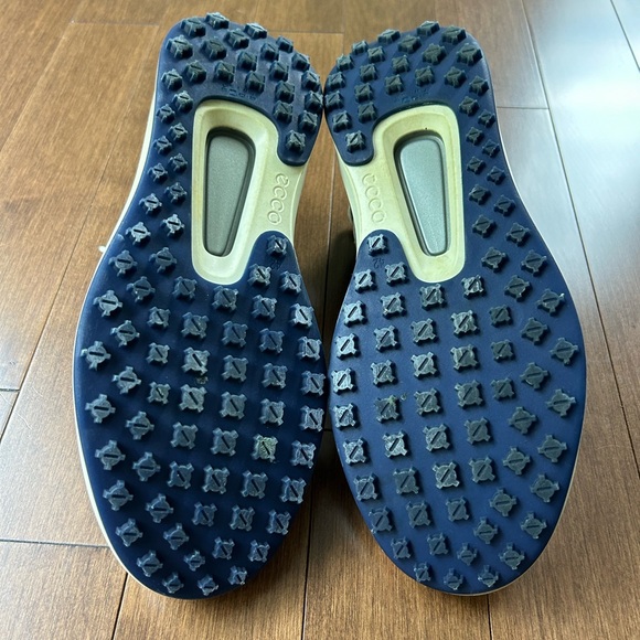 ECCO Biom Golf Shoes - Picture 5 of 5